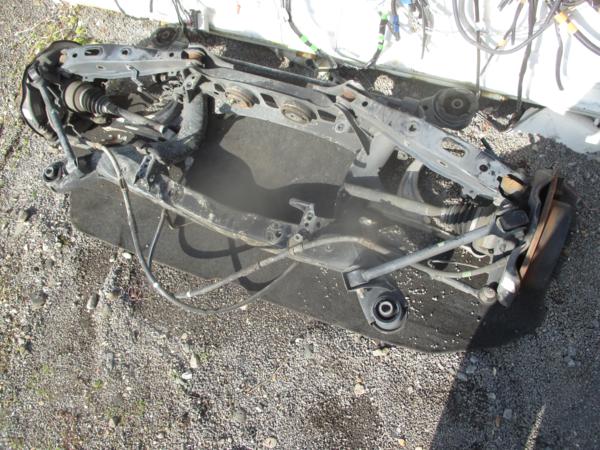 車のパーツ 16アリスト トムスバンパー ジャンク補修前提