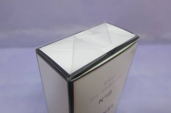 CHANEL シャネル No19 EDP 50ml 未使用 未開封 香水 N.19