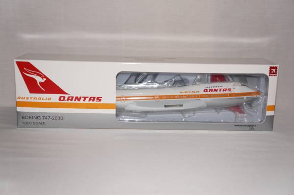 Hogan Wings B747-200 カンタス航空 1/200