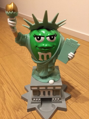 M&M's world Ms.Liberty エム&エムズ 自由の女神 ディスペンサー M&amp