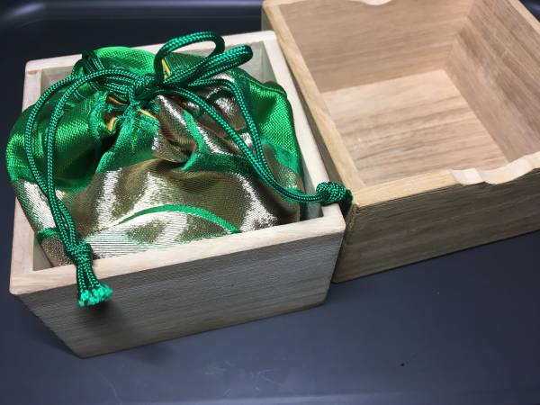 将棋駒 歩一作 鵞堂書 桐箱 将棋駒 彫駒 御蔵島黄楊(上糸
