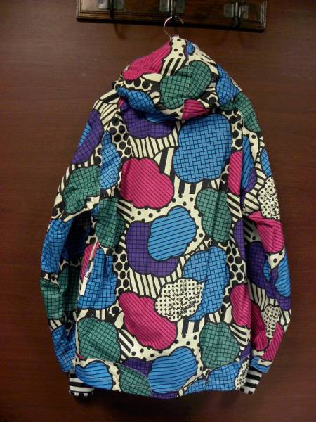 ガッシュ GUSH カラフル総柄 スノボ ジャケット L BURTON 686 AA