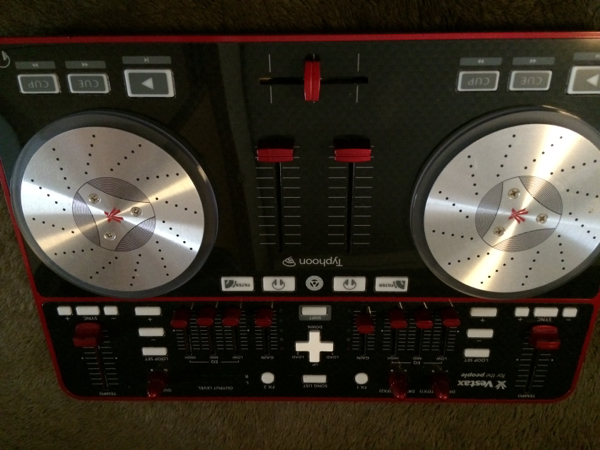 Vestax Typhoon PCDJ コントローラー 【公式通販】