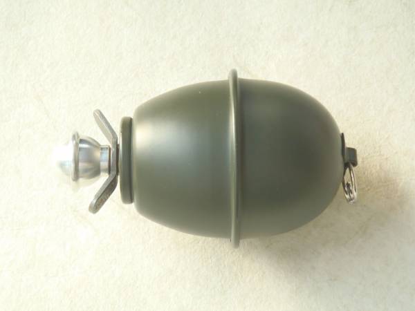 WWⅡ　ナチスドイツ軍　M３９卵型手榴弾　M２４　レプリカ品