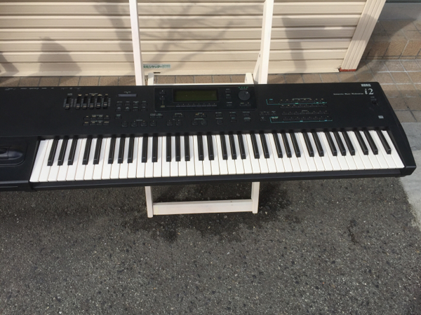 美品 KORG シンセサイザー i2 KORG 【公式通販】