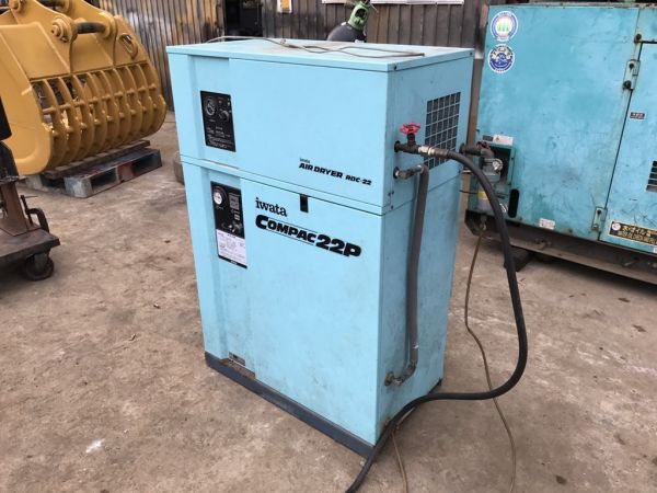 パッケージコンプレッサー□岩田□COMPAC22Pドライヤー(RDC-22)付き