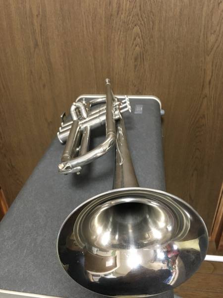 ＹＡＭＡＨＡ 中古トランペット　YTR-135　ハードケース付き