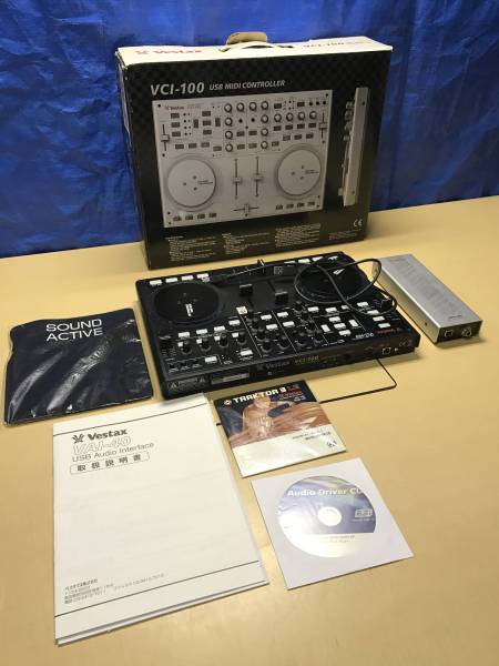 VESTAX VCI-100とVAI-40オーディオインターフェイスのセット Vestax VCI-100とVAI-40のセットジャンク？
