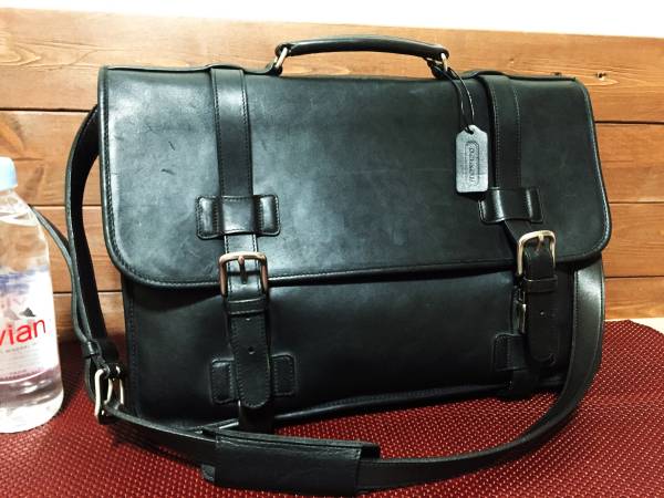 上質 武骨 厳選ＵＳＥＤオールドコーチ！ブラックレザー ビジネスバッグ ブリーフＣＯＡＣＨ★多収納ショルダー