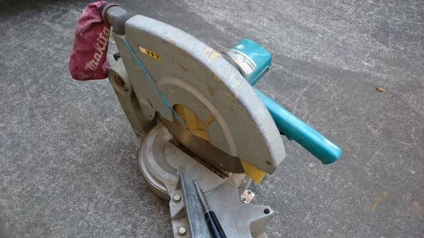 a042● マキタ 15型卓上丸のこ クロスカットソー LS1500 中古品