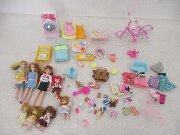 まとめ売り リカちゃん 等 人形，服，洗濯機 他 /小物[梱0.3]