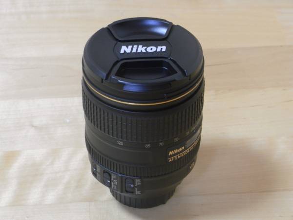 ◆新品◆１月購入◆AF-S NIKKOR ２４-１２０ F４G ED VR付属品②
