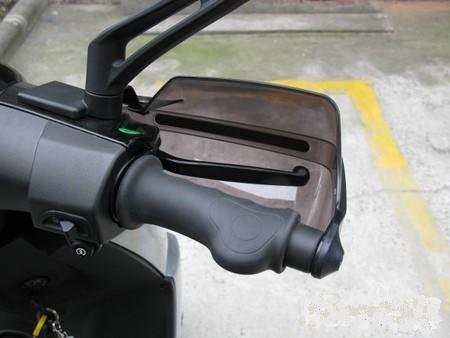 【ナックルガード 左右セット】バイク用品 雨よけ 風除け ハンドルガード バイク_1