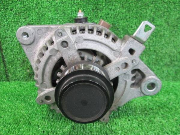 ヴォクシー ノア ZRR70G ZRR75G オルタネーター 未テスト トヨタ