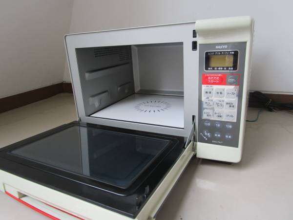w64☆カードOK☆SANYO オーブンレンジ 2011年製 SANYO / 三洋電機 / スチームオーブンレンジ / EMO-F4V7 / INVERTER