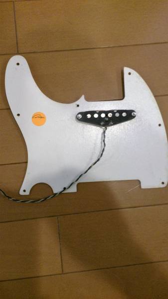 telecaster ピックガードとピックアップです。_2