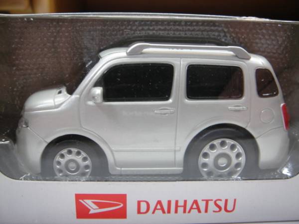 ドライブタウン・プルバックカー・ダイハツＣＯＣＯＡココア白