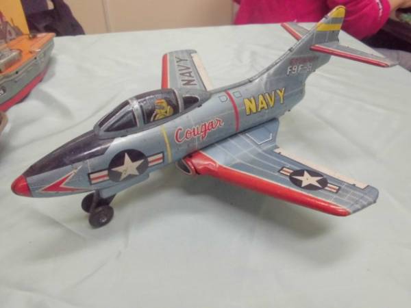 ブリキ GRUMMAN F9F－8 日本製