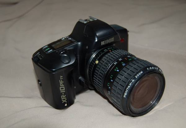 RICOH　最後の一眼レフ　XR-10PFTV　　PENTAX　28-80mm　レンズ付き