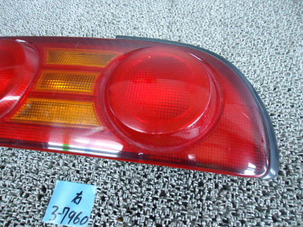 純正 RPS13 180SX 後期 テールライト テールランプ 右側 運転席