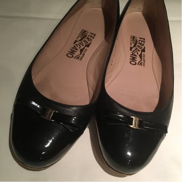 フェラガモ FERAGAMO フラットシューズバレエ 7D ロゴ Salvatore