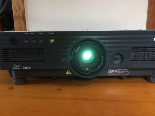 プロジェクター EPSON EB-S10 比較的綺麗EPSON EB-S02H 32H - エプソン
