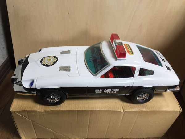 イチコー ニッサン フェアレディZ パトロールカー エンジン イチコー ニッサン フェアレディZ パトロールカー エンジン