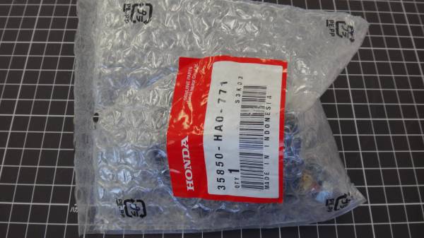 CBX400F 純正スターターリレー　※カプラー式　新品未開封保管品！（46）