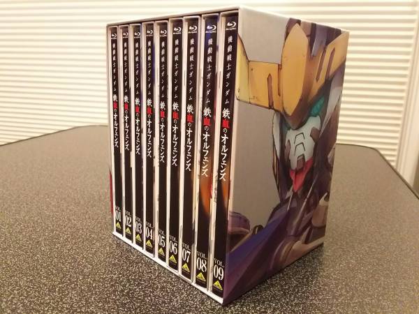 機動戦士ガンダム　鉄血のオルフェンズ　Blu-ray特装限定版　全巻セット