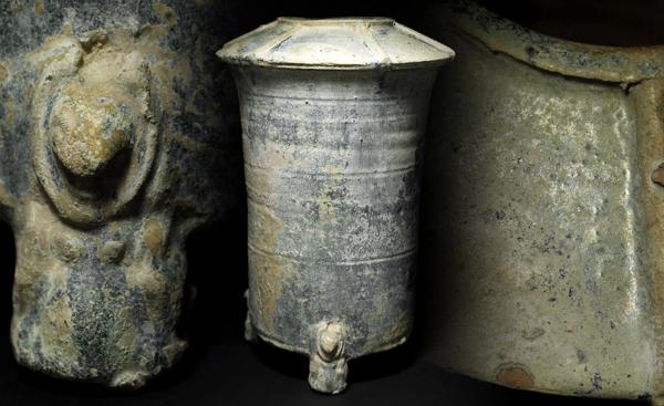 侍】中国漢時代 緑釉 緑釉獣足倉 花入 壷 アンティーク、コレクション