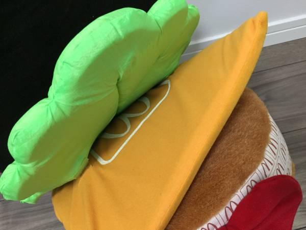 マクドナルド ハンバーガー クッション ぬいぐるみ レア♪(ドナルド