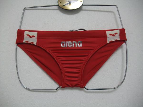 アリーナ 競泳水着 競パン Vパン nux ニュークス 希少レッド色 強光沢 美品 SS 検)アシックス ミズノ スピード arena ブーメラン