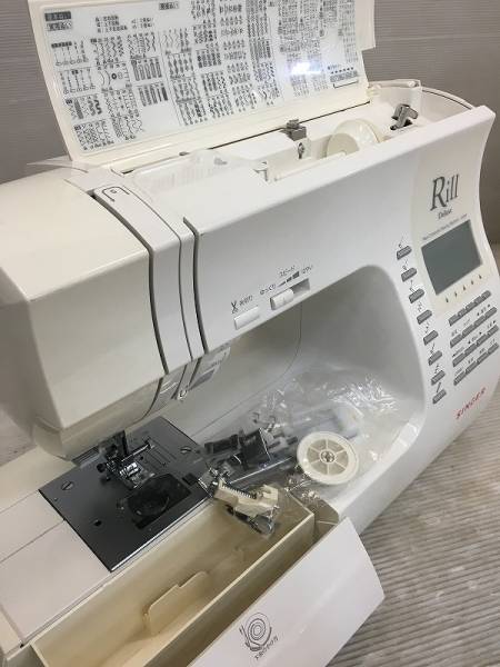 SINGER/シンガー　Rill Deluxe 1050DX CPミシン　取説　ペダル付　A618