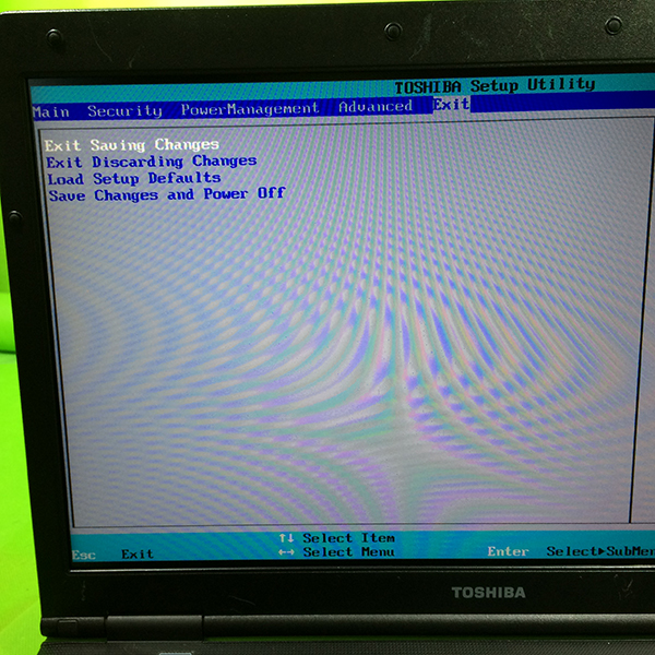 dynabook satellite B652⁄F Windows10，SSD搭載、高解像度液晶 