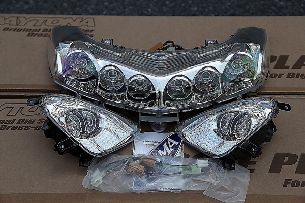 ■超希少■絶版■キジマ製■LEDテールキット前後セット■4D9■マジェスティ■SG20J■動作OK■