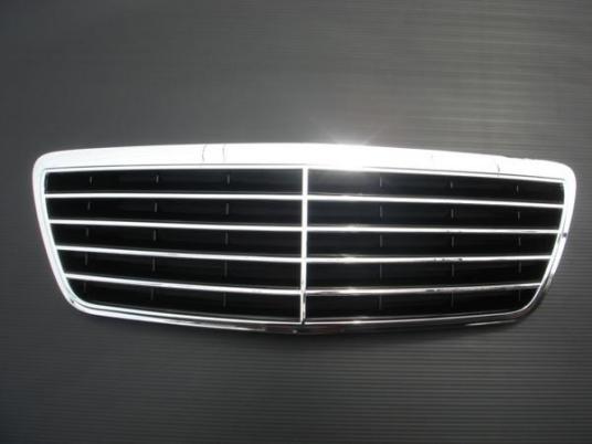 高品質，格安 ベンツ アヴァンギャルドグリル W210 E240E320E400E500E55 後期用 AVG グリル フロント セダン ワゴン ブラック メッキ 枠(フロント)｜売買されたオークション情報、yahooの商品情報をアーカイブ公開 メルセデス・ベンツ用
