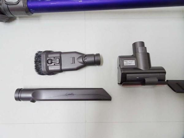 Dyson DC62 ダイソン サイクロン式 コードレスクリーナー ダイソン