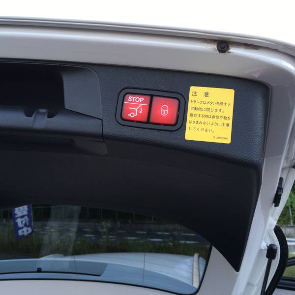 C180ステーションワゴン　アバンギャルド　レーダーセーフティＰ　新車約580万円_6