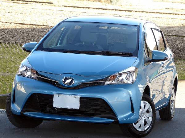 ★27年式★ヴィッツ★Fスマート!!★ナビ★4WD★車検2年付き♪_1
