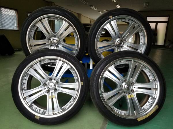 お買い得品　245/40R20 ヴェルファイア　アルファード等アルミホイルセット