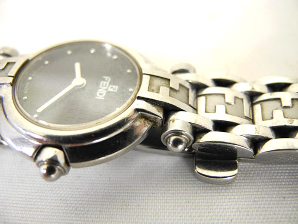 1円 ジャンク品 フェンディ 750L レディース腕時計 シルバーカラー AI177