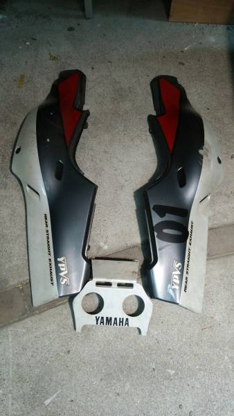 ヤマハ TZR250 89'90'年式後方排気 シートカウル | CONTRALINEA.NET