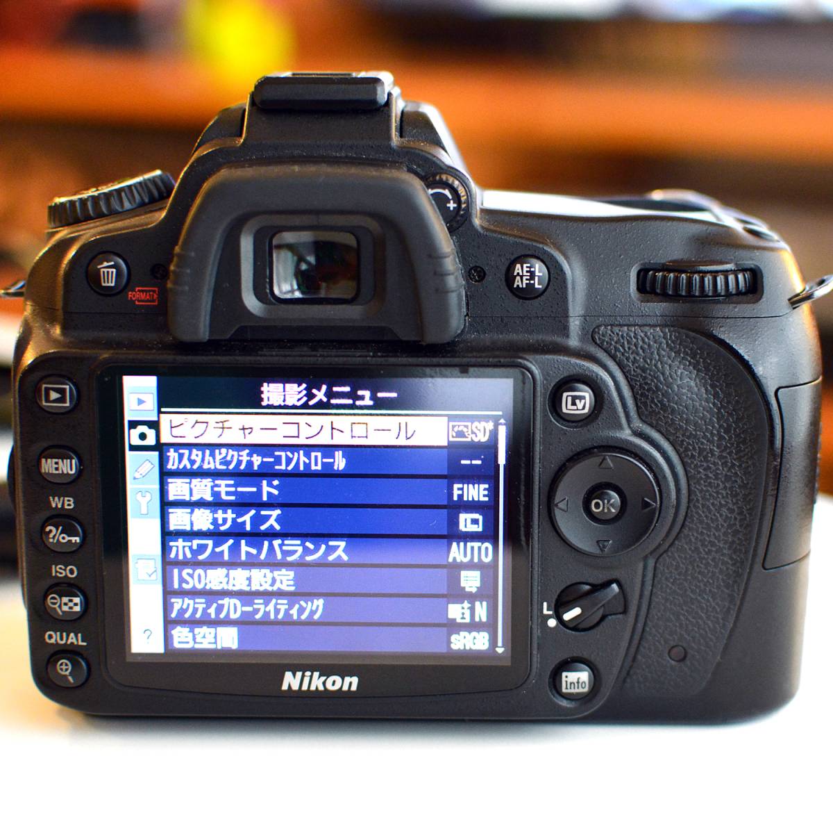 ニコン Nikon D90 ボディ（ファインダー表示不良） ☆格安 ☆オマケ 