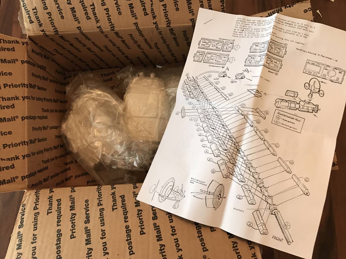 90922T-0922S26■2001年宇宙の旅 ディスカバリー号■DISCOVERY レジンキット 未組立/ガレージキット