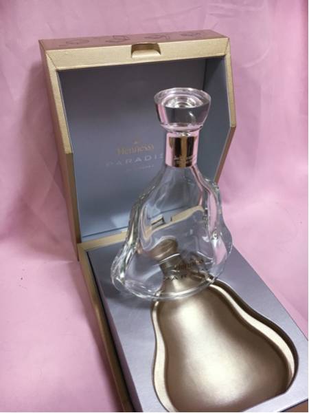 美品！Hennessy PARADIS ヘネシー パラディ RARE コニャック 空瓶 冊子