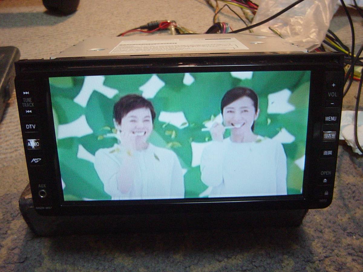 トヨタ純正/ワイドDTVフルセグ搭載HDDナビレシーバー/型番NHZN-W57 