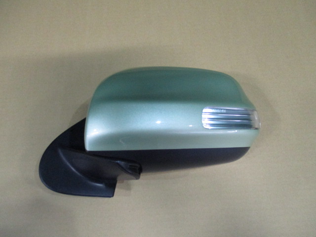 【Ｃ24792】送料込！トヨタ シエンタ NCP81G 左ドアミラー 8392