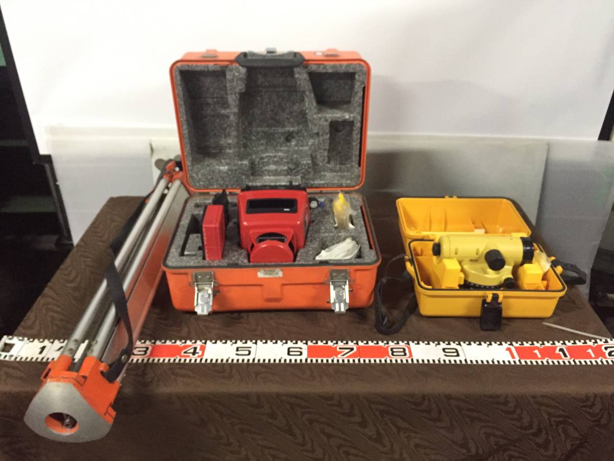 訳あり品　トプコン　オートレベル　AT-G5　ソキア　回転レーザーレベル　LP-3A　測量　3脚付き　セット　（管理0-51K21）