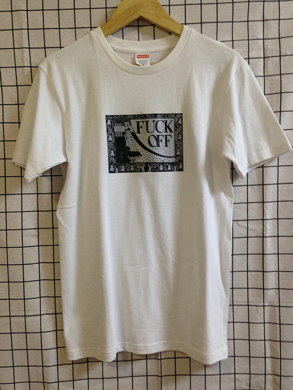 シュプリーム fuck off　メンズＴシャツ