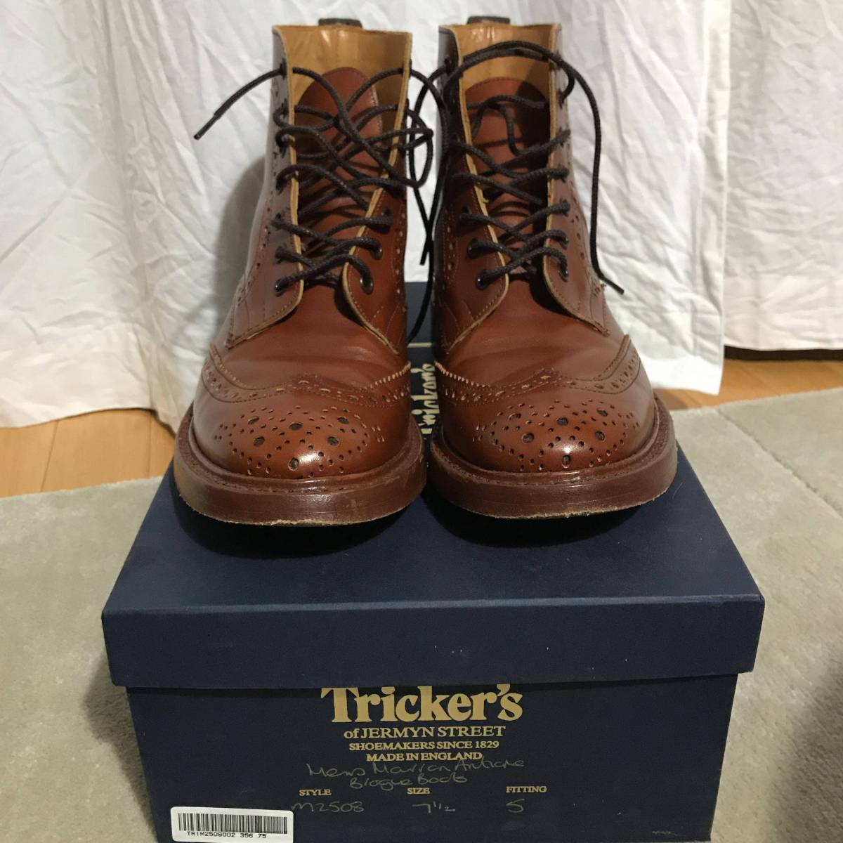Tricker's カントリーブーツ(マルーン)
